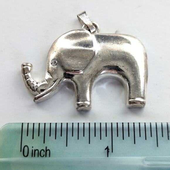 Vintage Silver Tone Rhinestone Elephant Truck Up For Good Luck Necklace Pendant - Picture 4 of 4